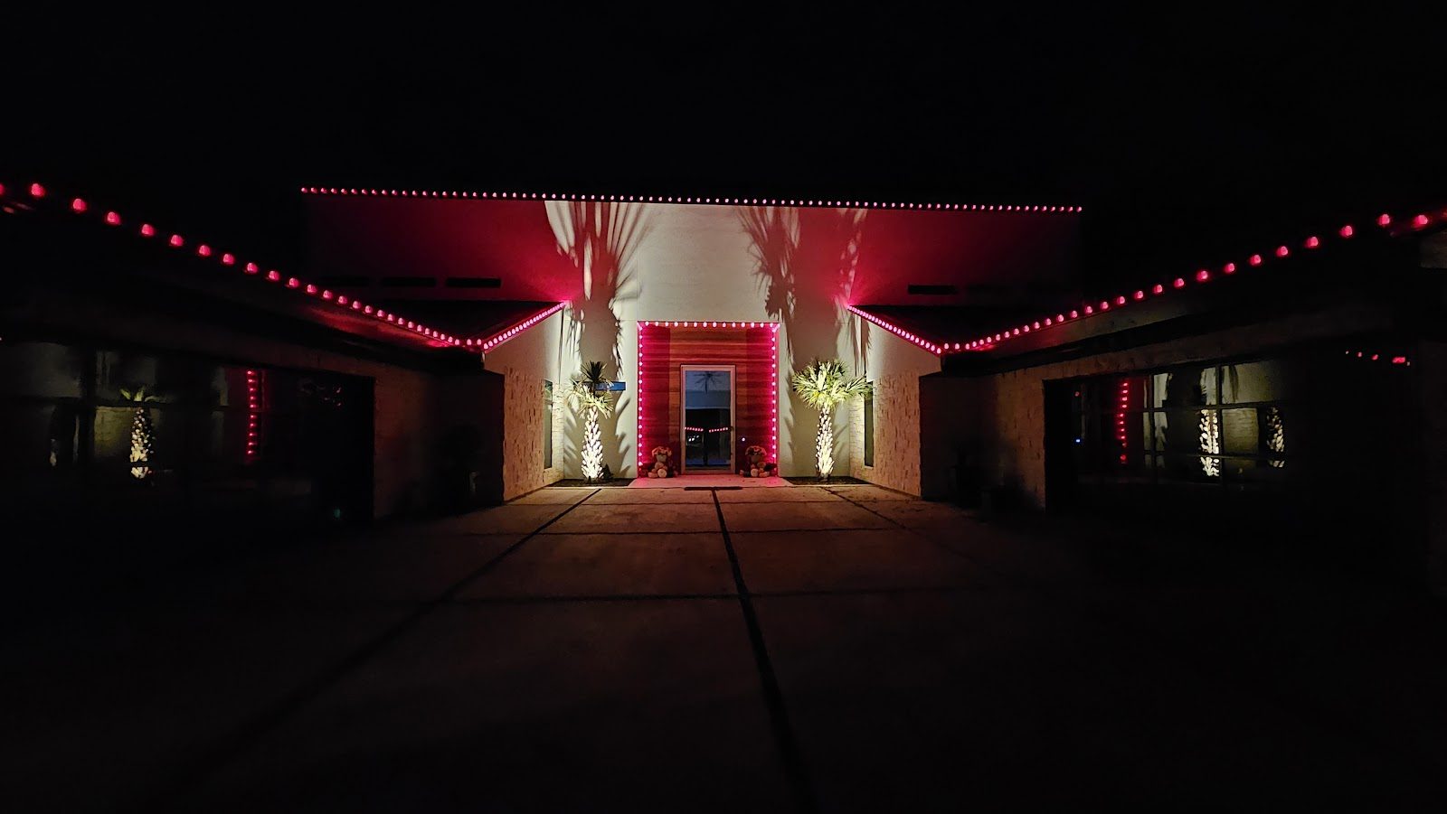 Entry accent lighting